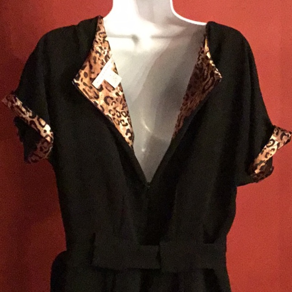 Dress - Picture 3 of 6